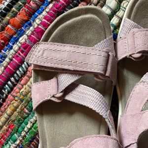 Earth Origins - pink strap sandals